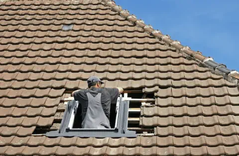 Pose de velux - Saint-Just-d'Avray